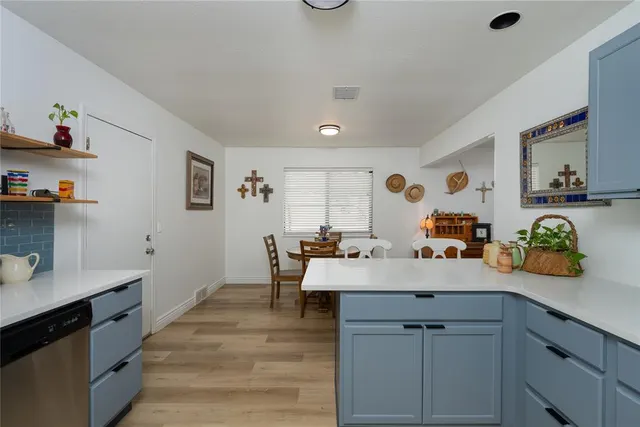 Photo 5 — 5615 NW 37th Street, Warr Acres, OK 73122