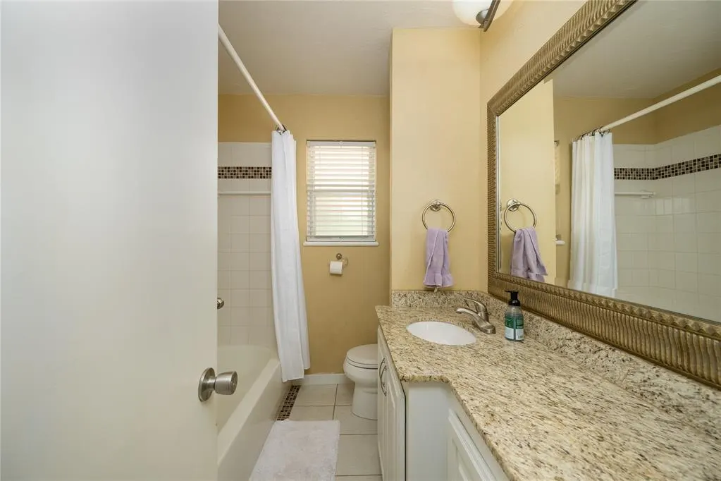 Photo 14 — 5615 NW 37th Street, Warr Acres, OK 73122
