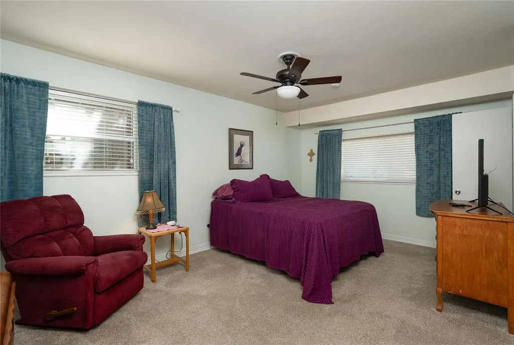 Photo 17 — 5615 NW 37th Street, Warr Acres, OK 73122
