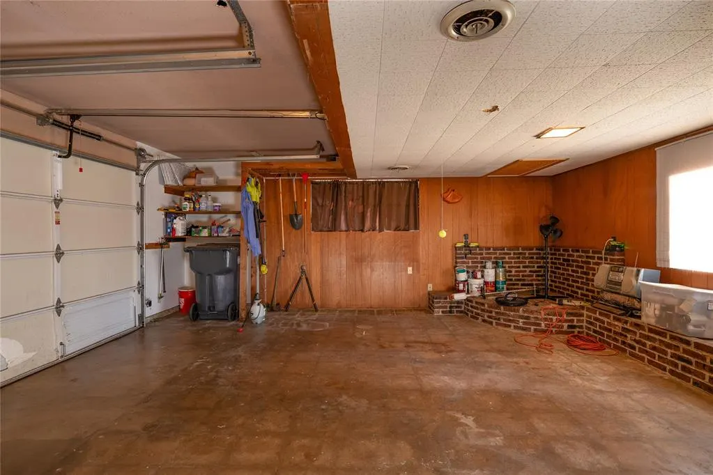 Photo 22 — 5615 NW 37th Street, Warr Acres, OK 73122