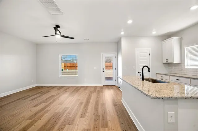 Photo 3 — 3112 Evyn Boulevard, Yukon, OK 73099