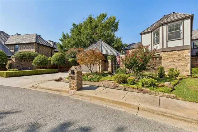 Photo 3 — 328 Windbrook Drive, Norman, OK 73072