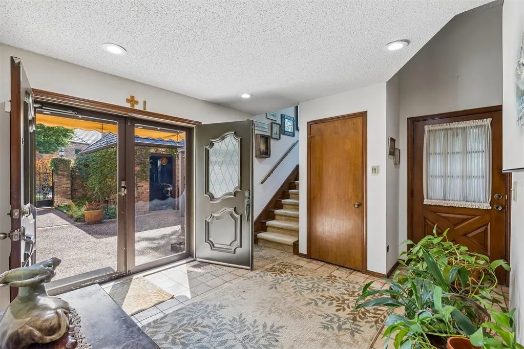Photo 9 — 328 Windbrook Drive, Norman, OK 73072