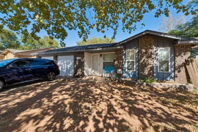 Photo 2 — 5108 S Karen Street, Oklahoma City, OK 73135