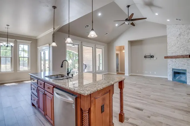 Photo 8 — 1400 Sawgrass Drive, Norman, OK 73072