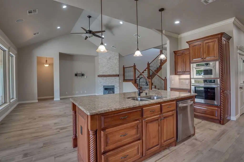 Photo 9 — 1400 Sawgrass Drive, Norman, OK 73072