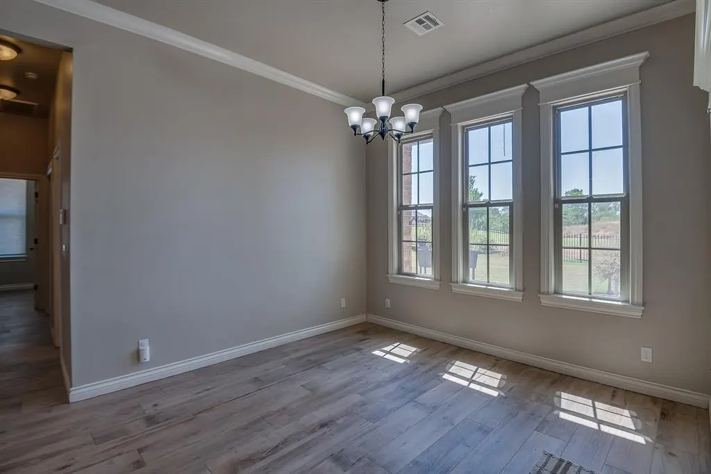 Photo 12 — 1400 Sawgrass Drive, Norman, OK 73072