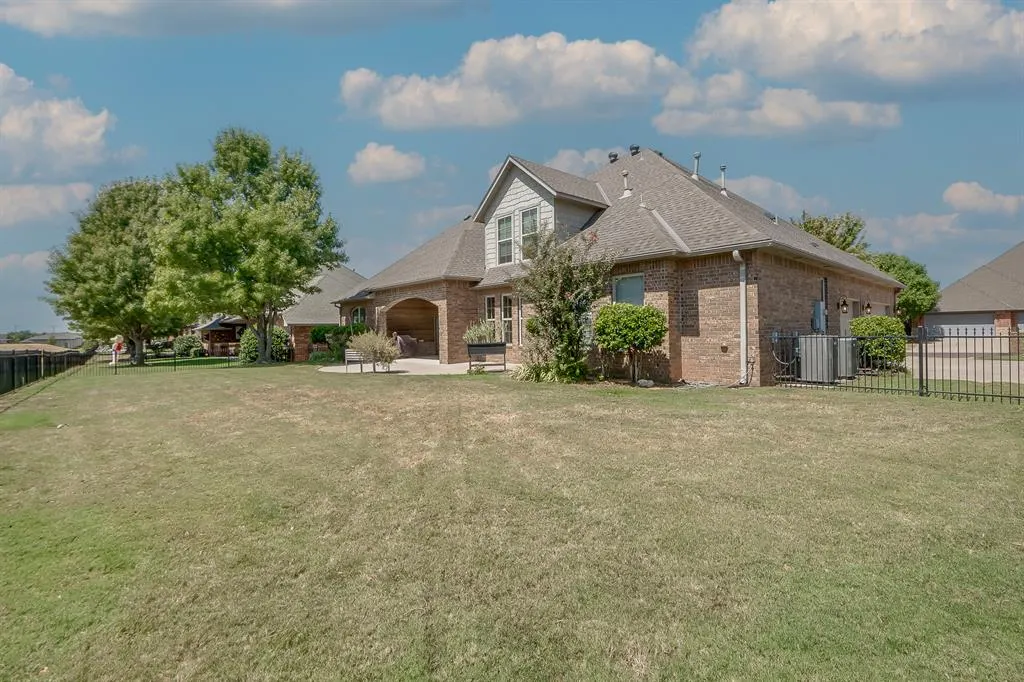 Photo 41 — 1400 Sawgrass Drive, Norman, OK 73072