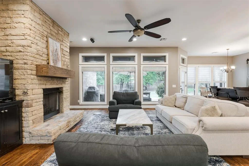 Photo 2 — 1008 Bayonne Bridge Court, Edmond, OK 73034