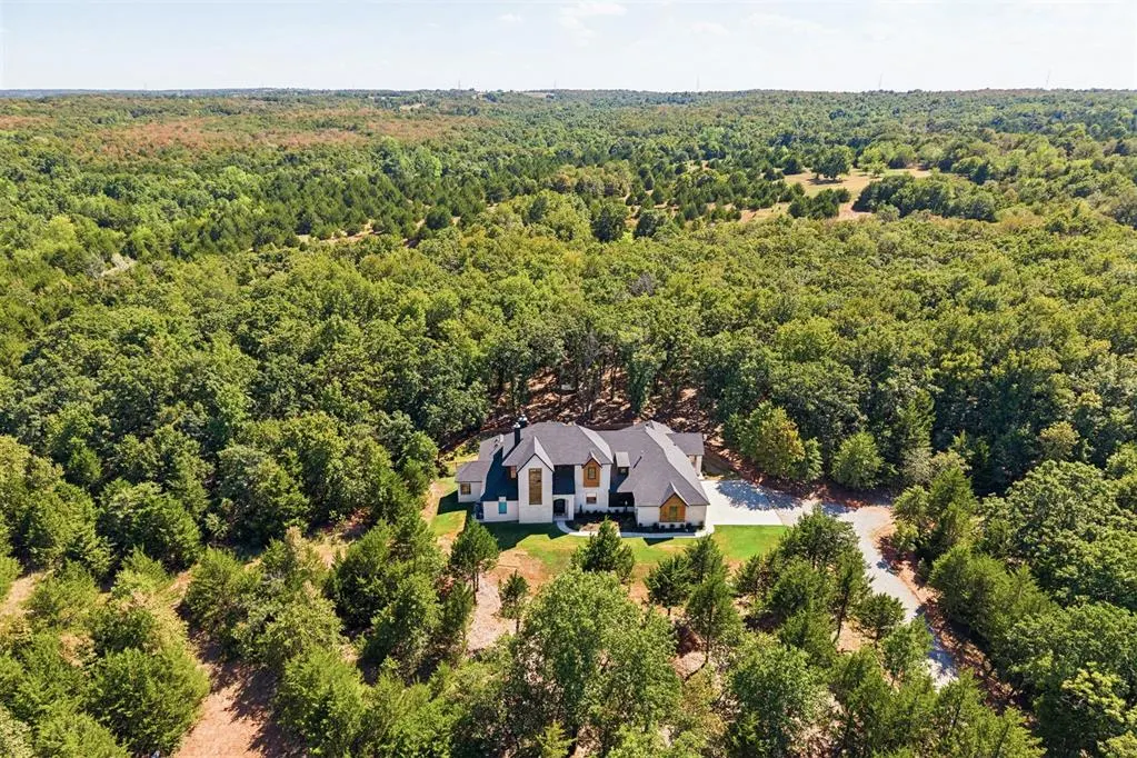 Front exterior — 335131 E 1048 Road, McLoud, OK 74851