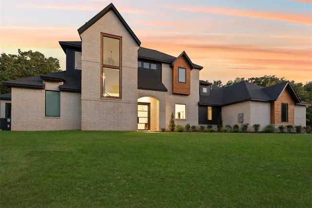 Photo 2 — 335131 E 1048 Road, McLoud, OK 74851