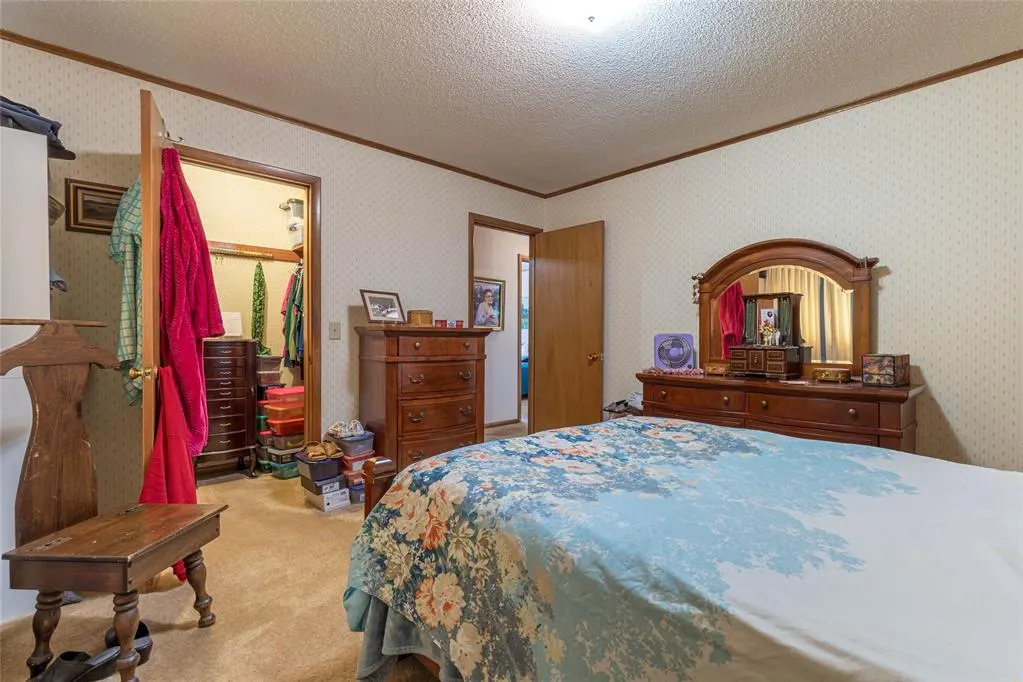 Photo 15 — 1200 Barker Road, Clinton, OK 73601