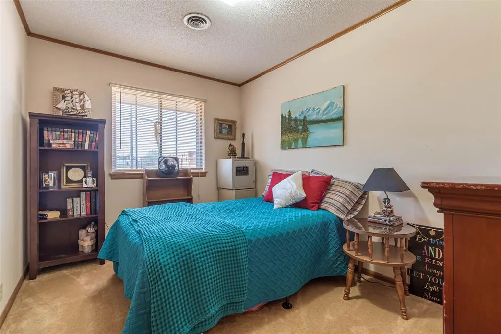 Photo 17 — 1200 Barker Road, Clinton, OK 73601