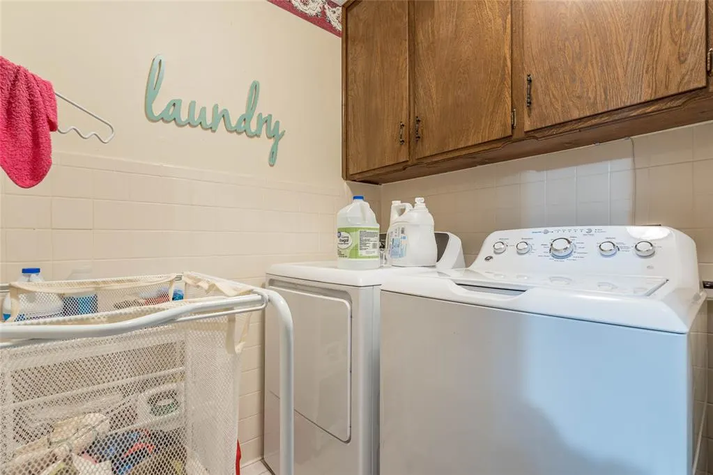 Photo 25 — 1200 Barker Road, Clinton, OK 73601