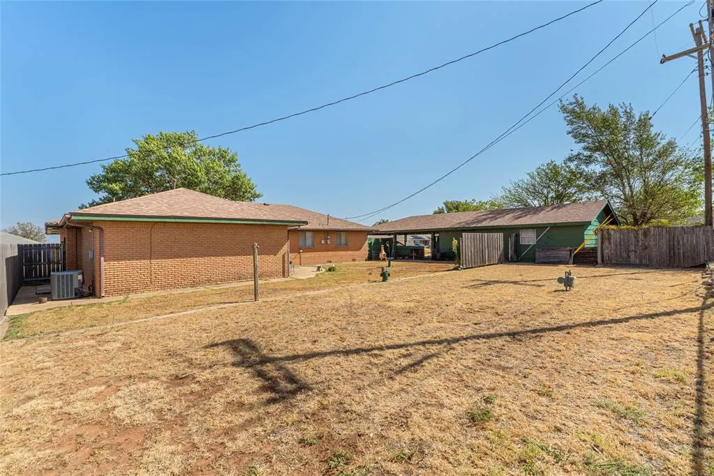 Photo 29 — 1200 Barker Road, Clinton, OK 73601