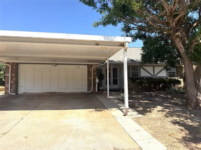 Photo 2 — 109 W Campbell Drive, Midwest City, OK 73110