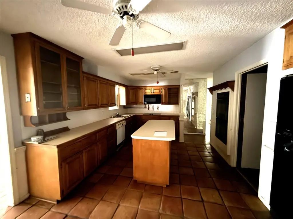 Photo 9 — 109 W Campbell Drive, Midwest City, OK 73110