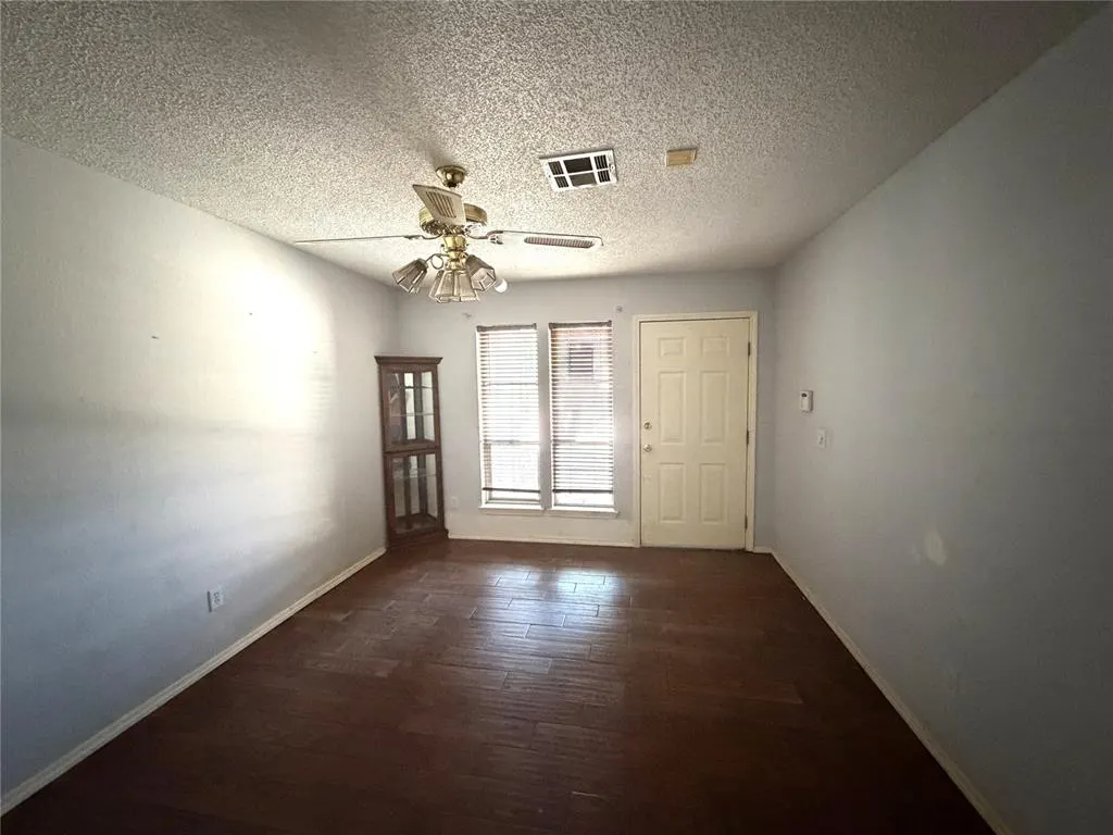 Photo 10 — 109 W Campbell Drive, Midwest City, OK 73110