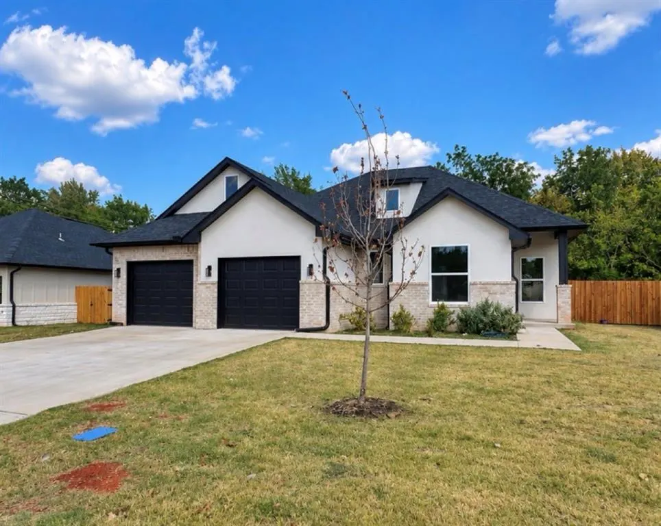 Photo 2 — 4210 N Shadybrook Drive, Oklahoma City, OK 73110