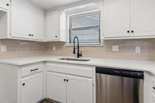 Photo 8 — 625 NW 111th Street, Oklahoma City, OK 73114
