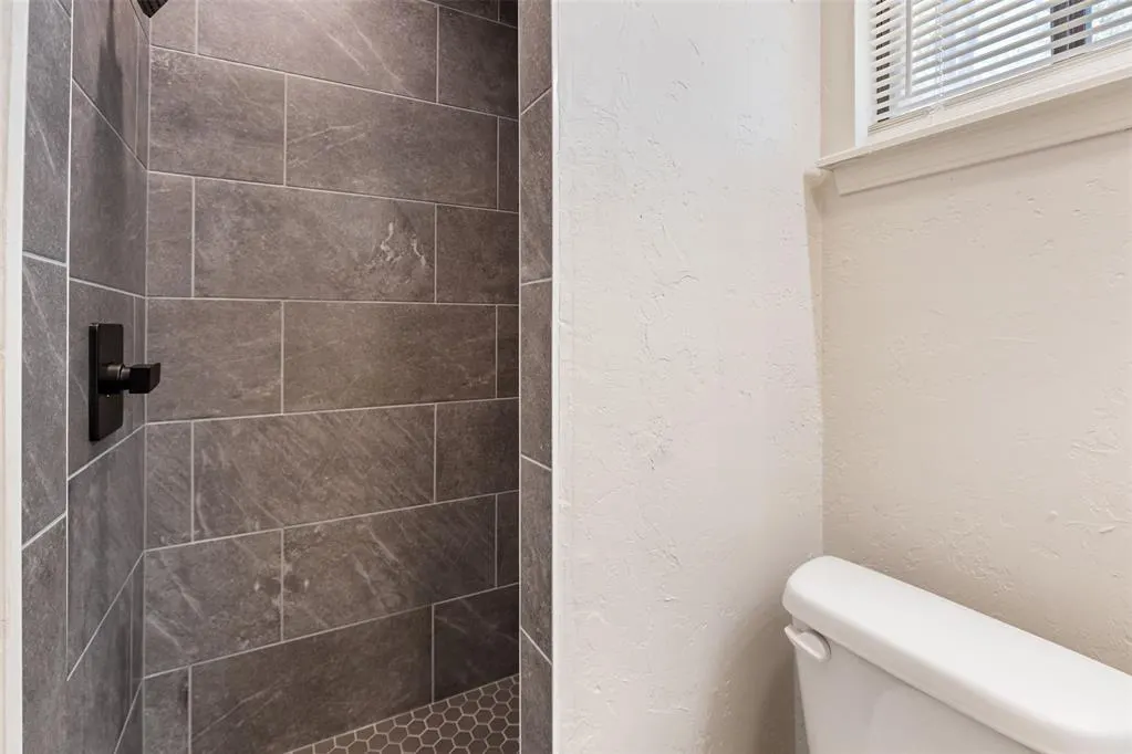 Photo 17 — 625 NW 111th Street, Oklahoma City, OK 73114
