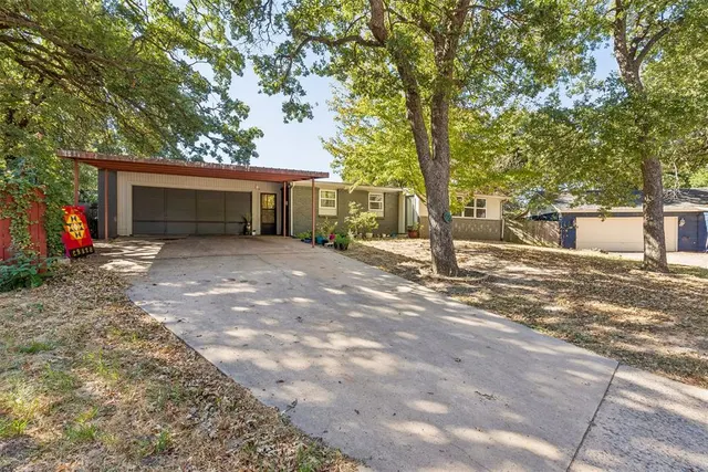 Photo 4 — 6512 NW 20th Drive, Bethany, OK 73008