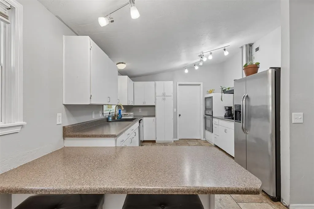 Photo 14 — 6512 NW 20th Drive, Bethany, OK 73008