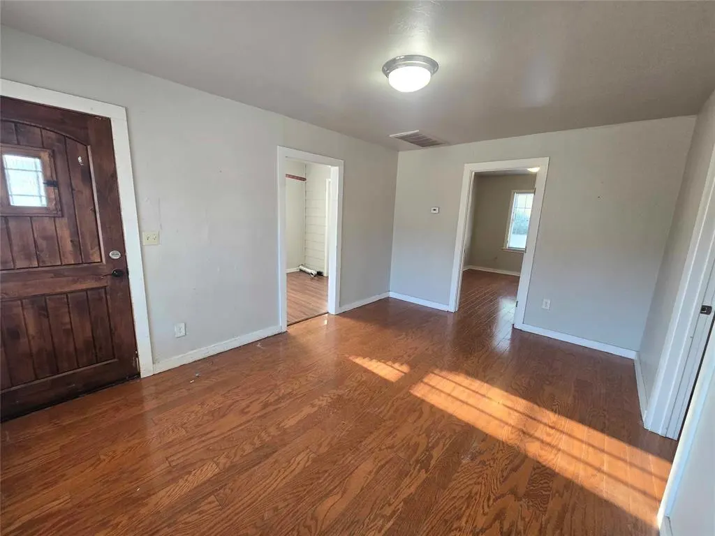 Photo 3 — 1144 NW 83rd Street, Oklahoma City, OK 73114