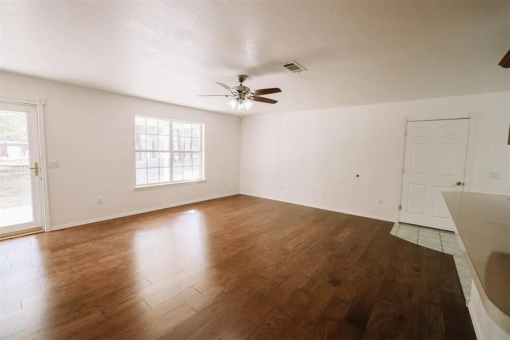 Photo 5 — 317 Sweet Home Road, Broken Bow, OK 74728