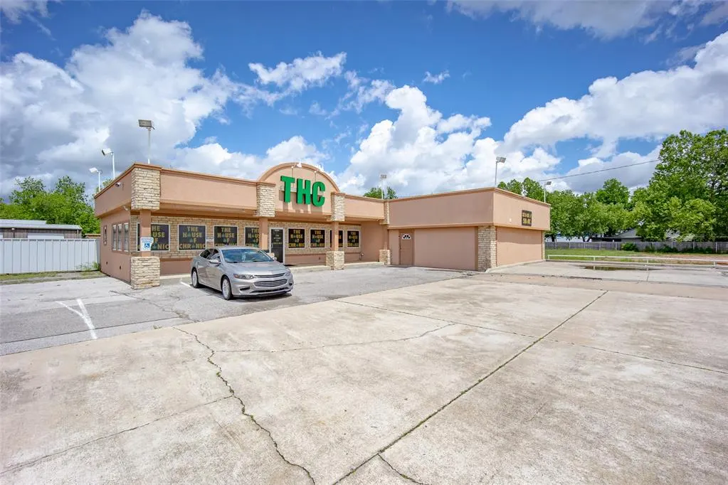 Front exterior — 5121 SE 15th Street, Del City, OK 73115