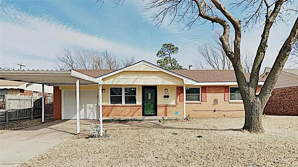 Photo 2 — 1004 Moraine Avenue, Midwest City, OK 73130