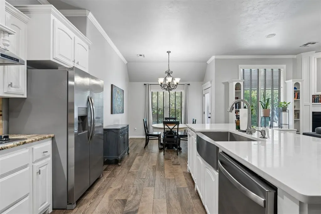 Photo 8 — 3325 Cheyenne Villa Circle, Edmond, OK 73013