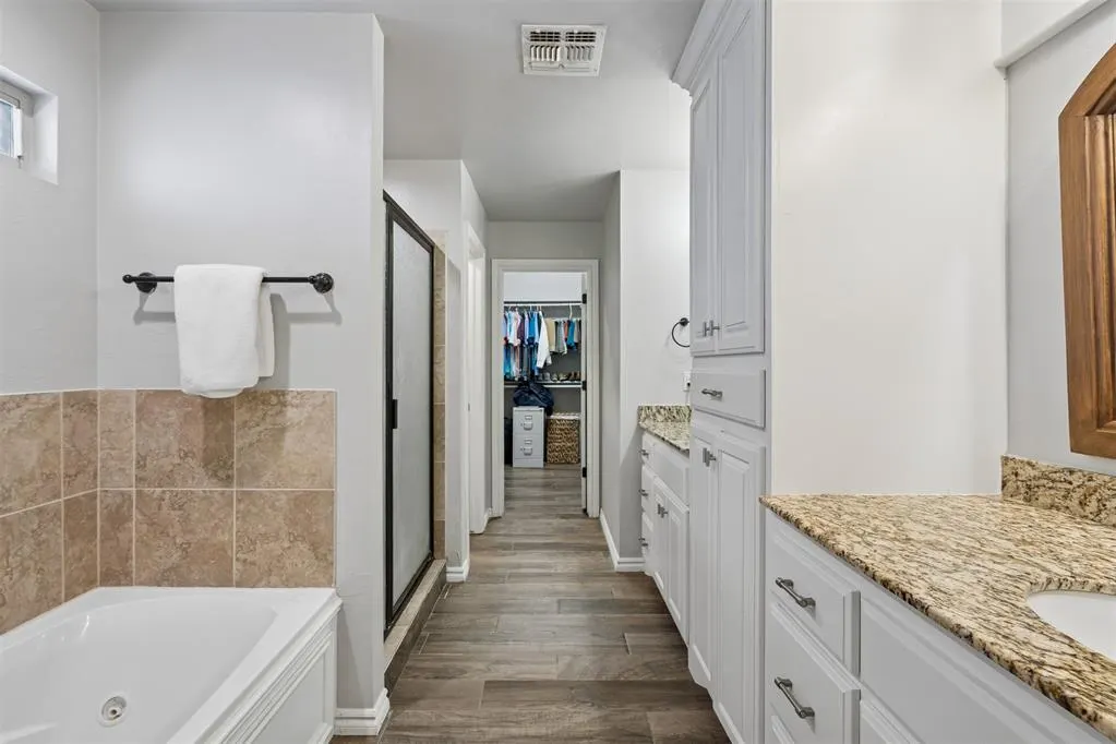 Photo 20 — 3325 Cheyenne Villa Circle, Edmond, OK 73013