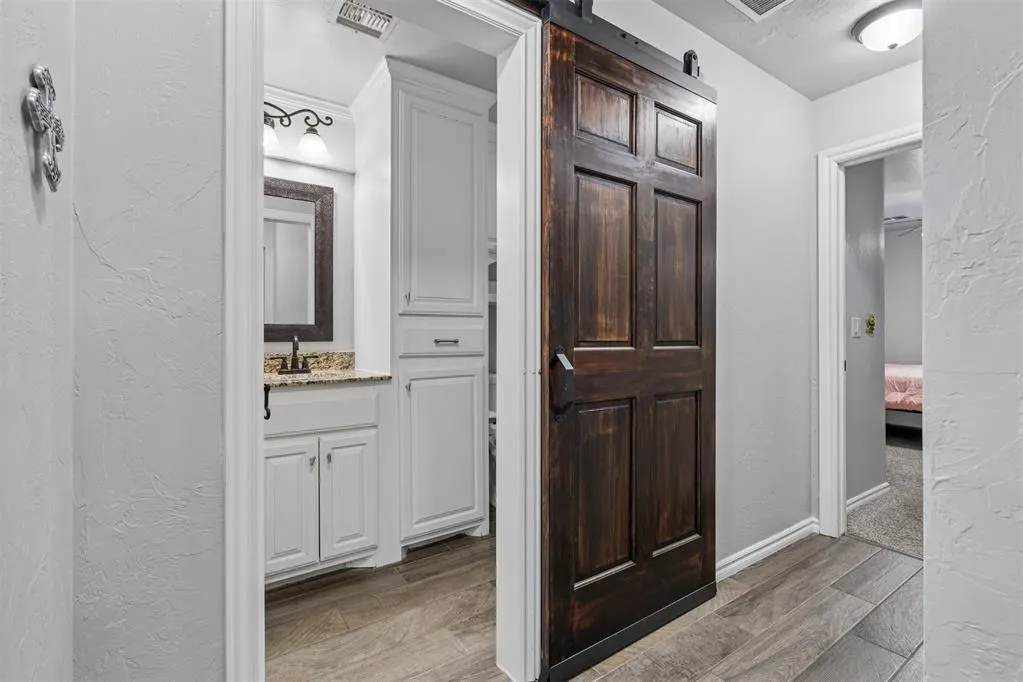 Photo 37 — 3325 Cheyenne Villa Circle, Edmond, OK 73013