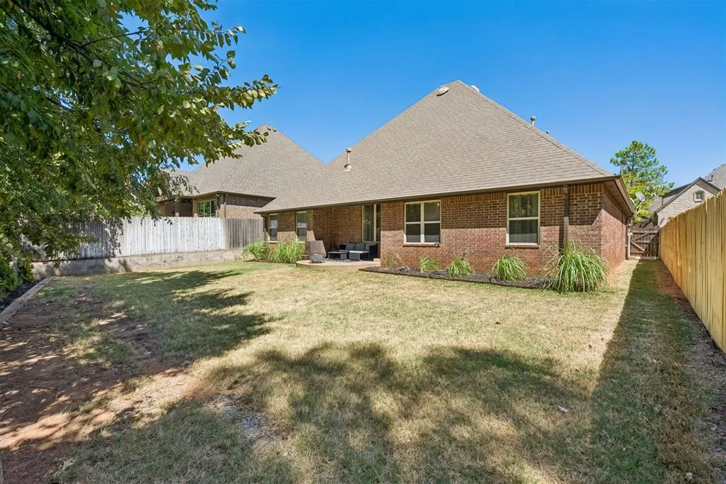 Photo 43 — 3325 Cheyenne Villa Circle, Edmond, OK 73013