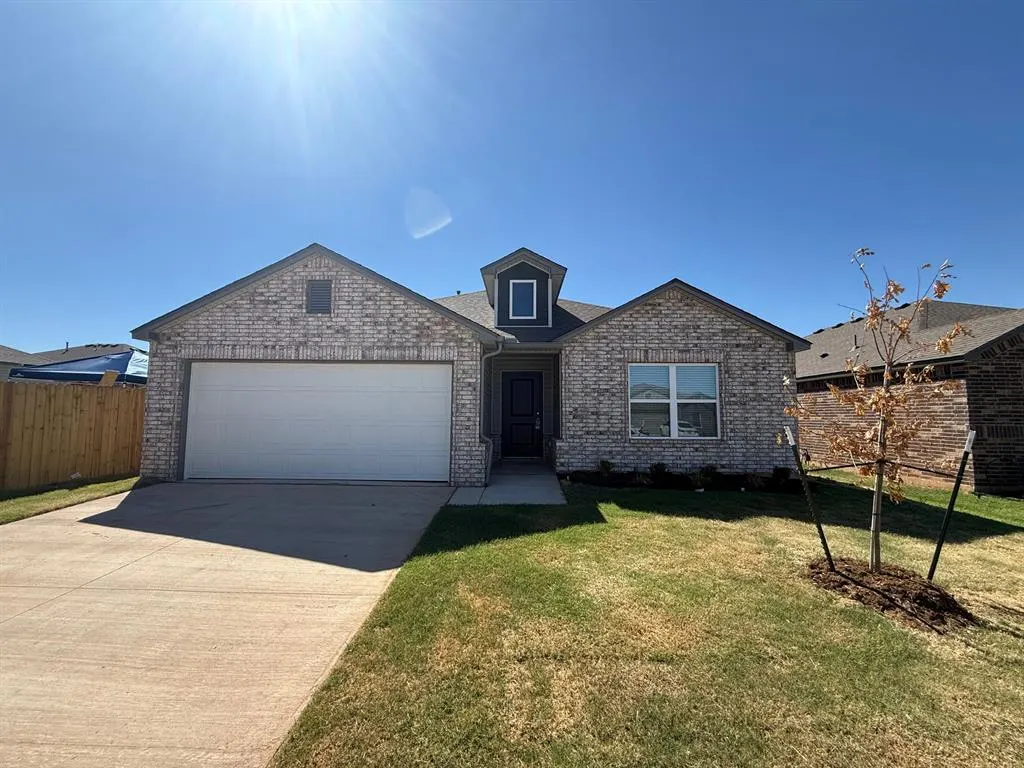 Front exterior — 4017 Dutch Lane, Mustang, OK 73064