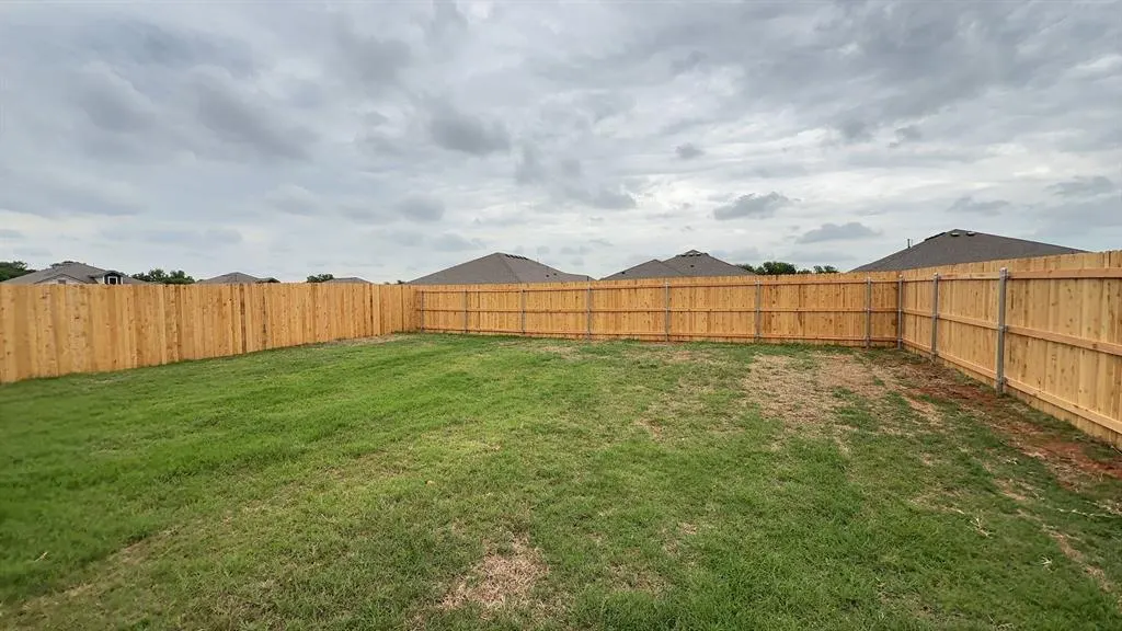 Photo 16 — 4017 Dutch Lane, Mustang, OK 73064