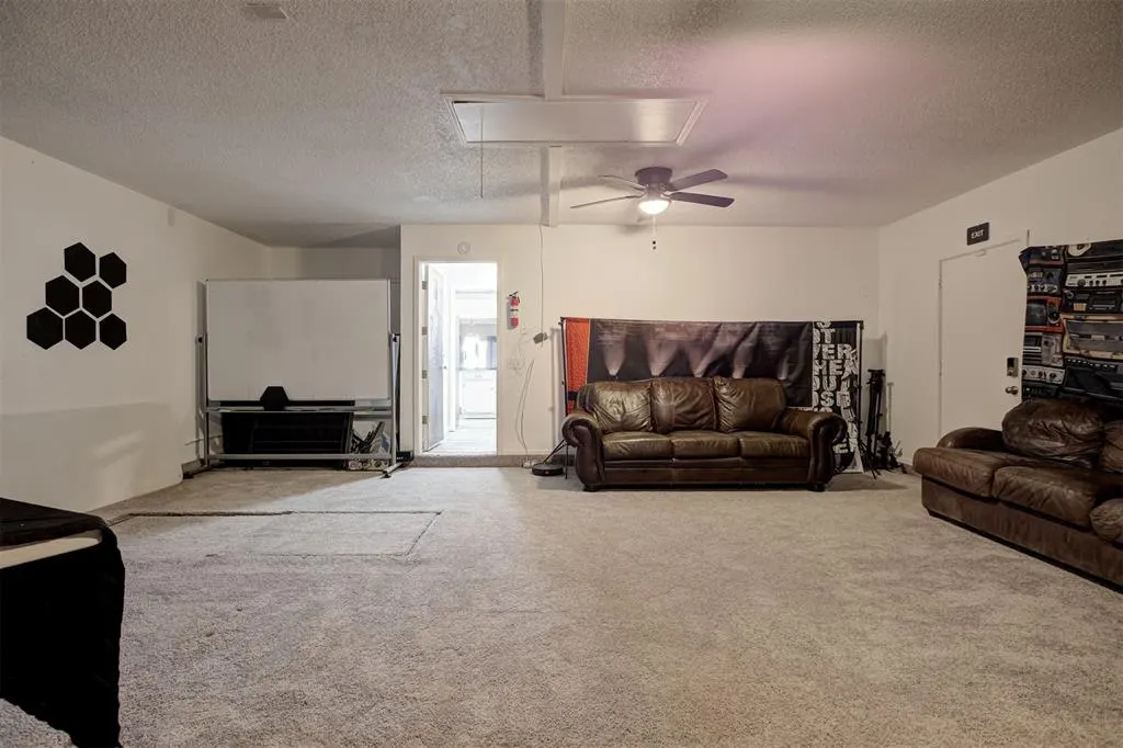Photo 32 — 9721 Lakeland Terrace, Oklahoma City, OK 73162
