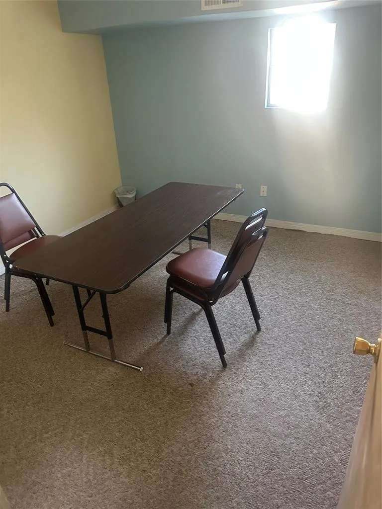 Photo 11 — 1519 W Main Street, Ardmore, OK 73401