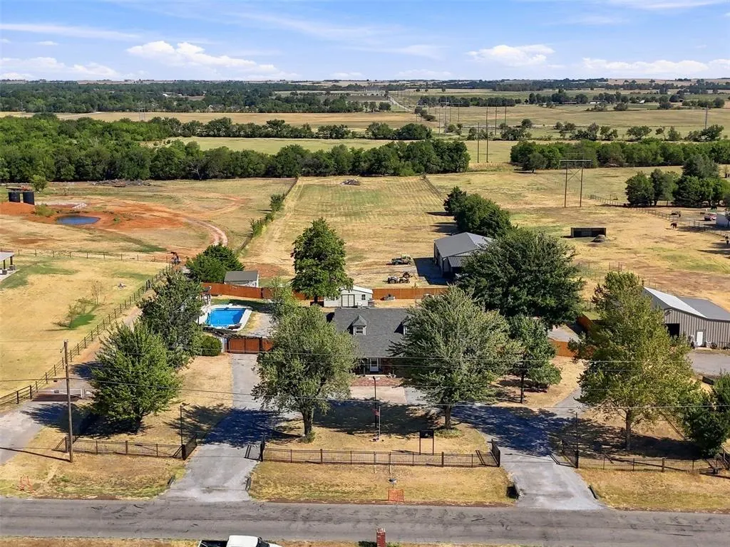 Photo 39 — 2303 E Elm Street, El Reno, OK 73036