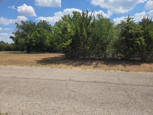 Photo 2 — N Marshall Street, Spencer, OK 73084