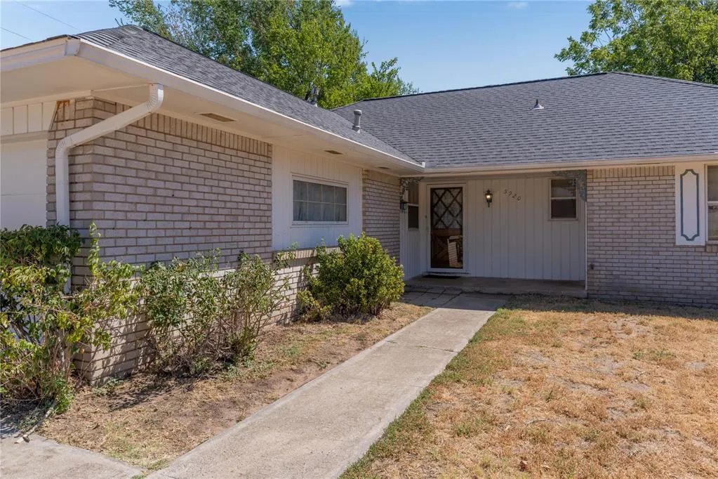 Photo 2 — 5920 N College Street, Oklahoma City, OK 73122