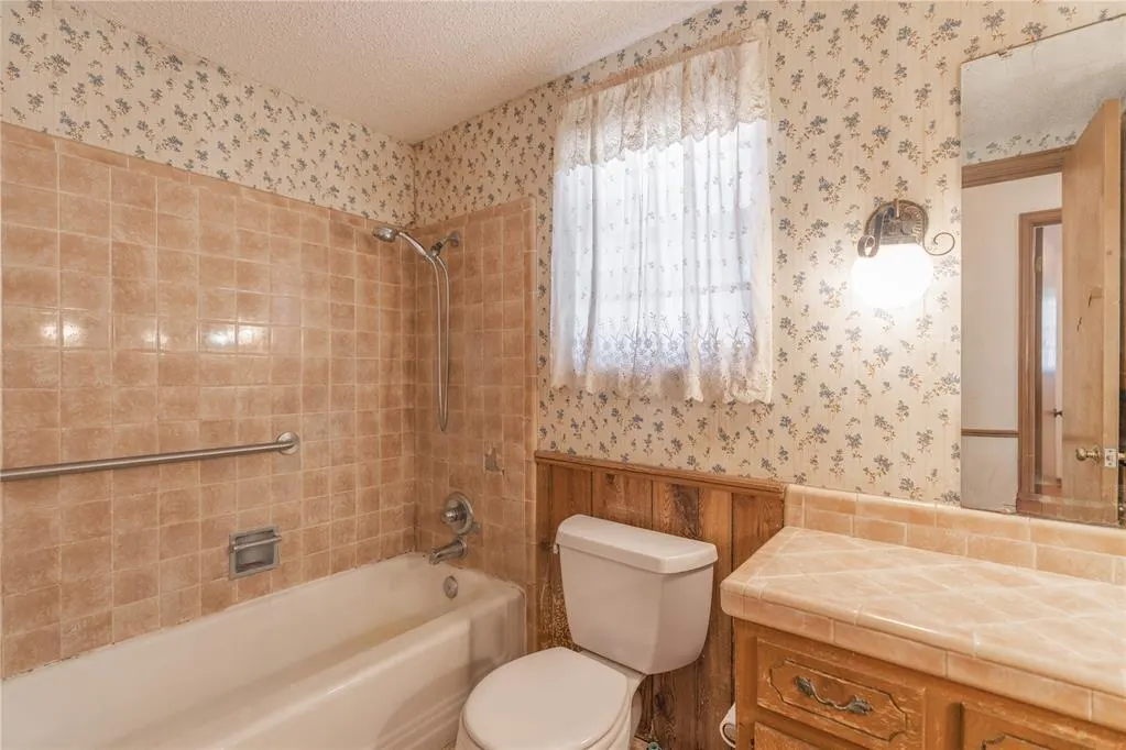 Photo 18 — 5920 N College Street, Oklahoma City, OK 73122