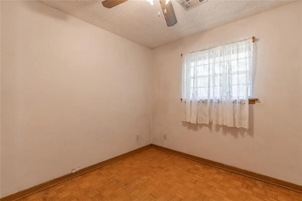 Photo 20 — 5920 N College Street, Oklahoma City, OK 73122