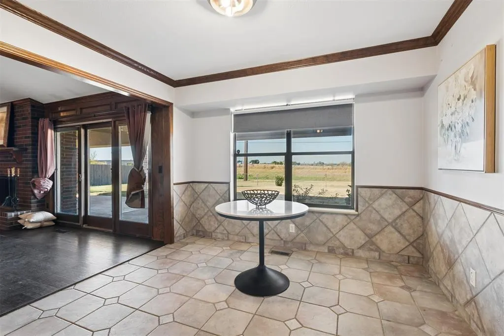 Photo 18 — 9709 Lakeshore Drive, Oklahoma City, OK 73120