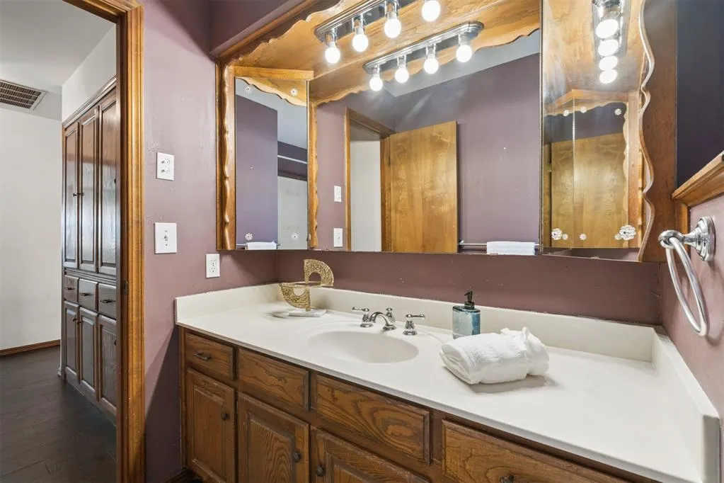 Photo 22 — 9709 Lakeshore Drive, Oklahoma City, OK 73120
