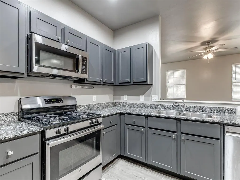 Photo 16 — 114 Ashley Drive, Edmond, OK 73003
