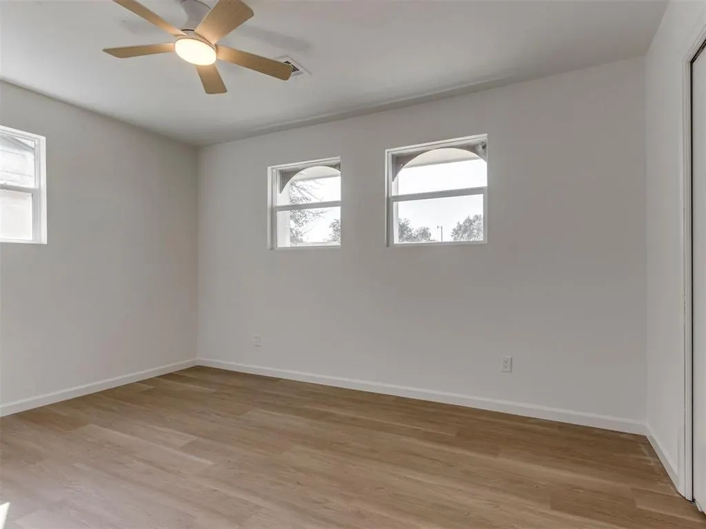 Photo 17 — 1007 NW 20th Street, Moore, OK 73160