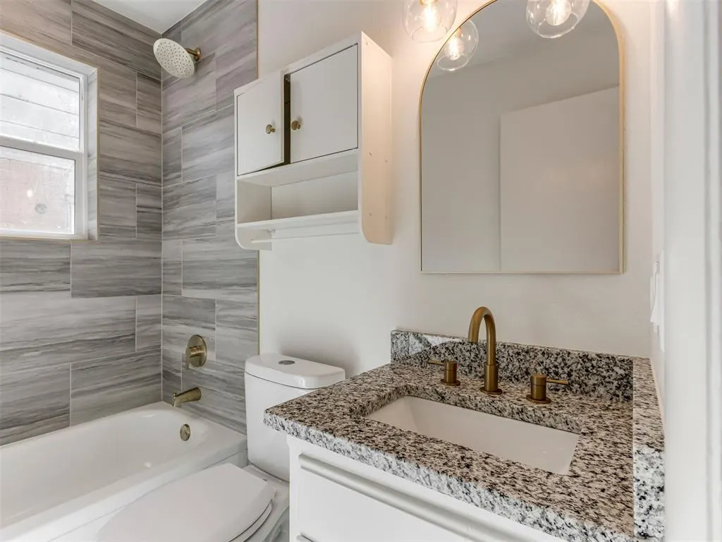 Photo 24 — 1007 NW 20th Street, Moore, OK 73160