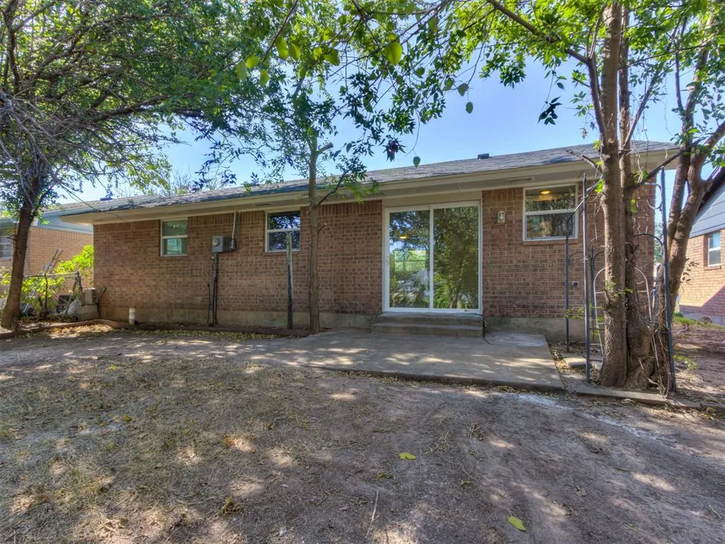 Photo 28 — 1007 NW 20th Street, Moore, OK 73160